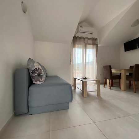 P&M Ilic Apartment แฮร์เซ็ก-โนวี ภายนอก รูปภาพ
