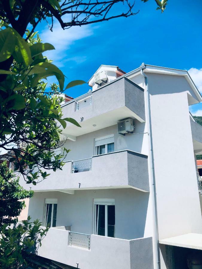 P&M Ilic Apartment แฮร์เซ็ก-โนวี ภายนอก รูปภาพ
